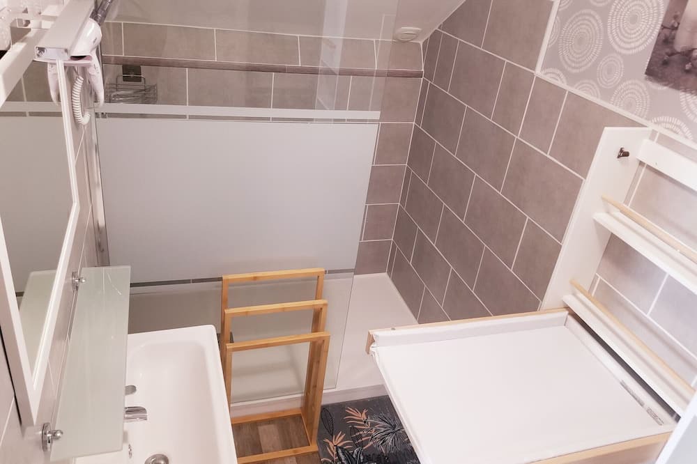 Photo of Bathroom in Luc-la-Primaube