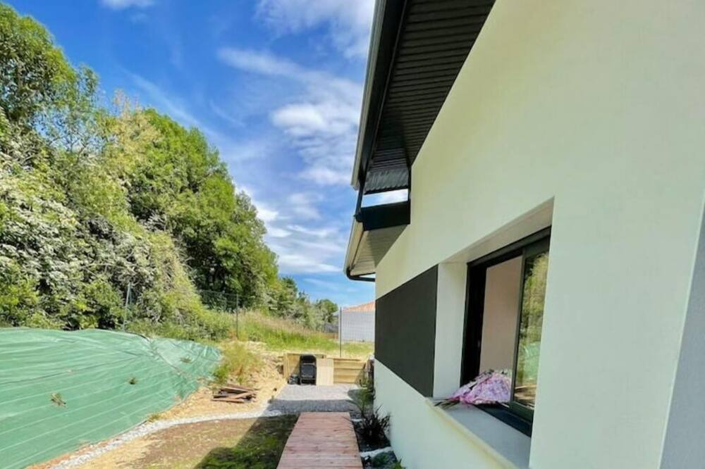 Photo of Outdoor in Saubrigues