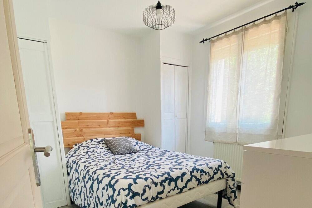 Photo of Bedroom in Montboucher-sur-Jabron