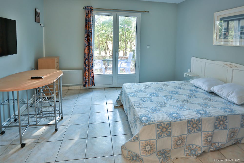 Photo of Bedroom in Saint-Christol