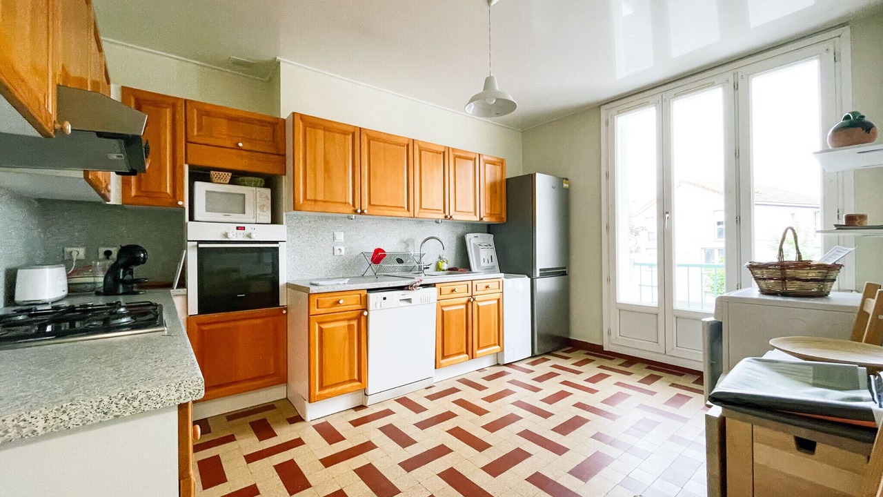 Photo of Kitchen in Quartier Exposition-Bajatiere