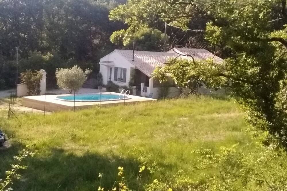 Photo of Outdoor in Peypin-d'Aigues