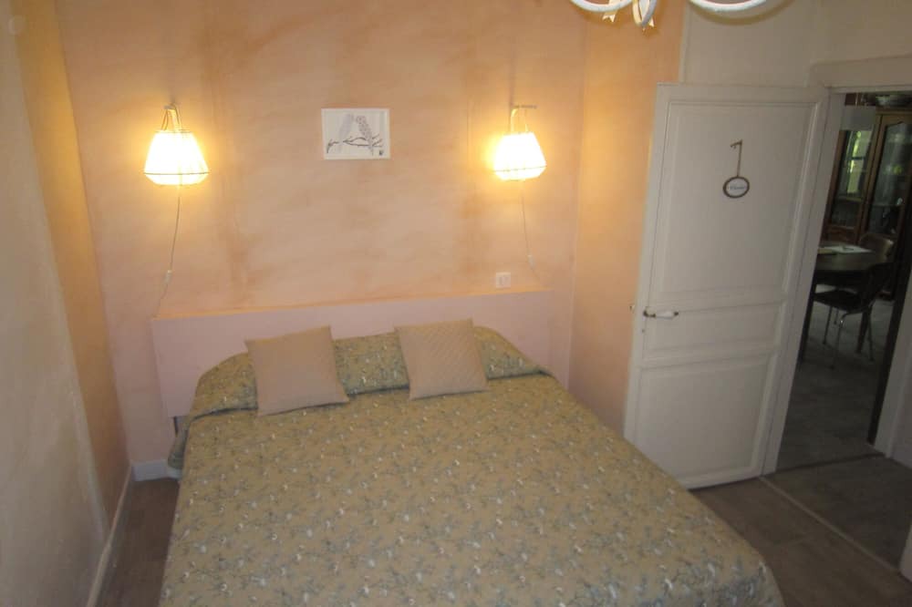 Photo of Bedroom in Cressensac