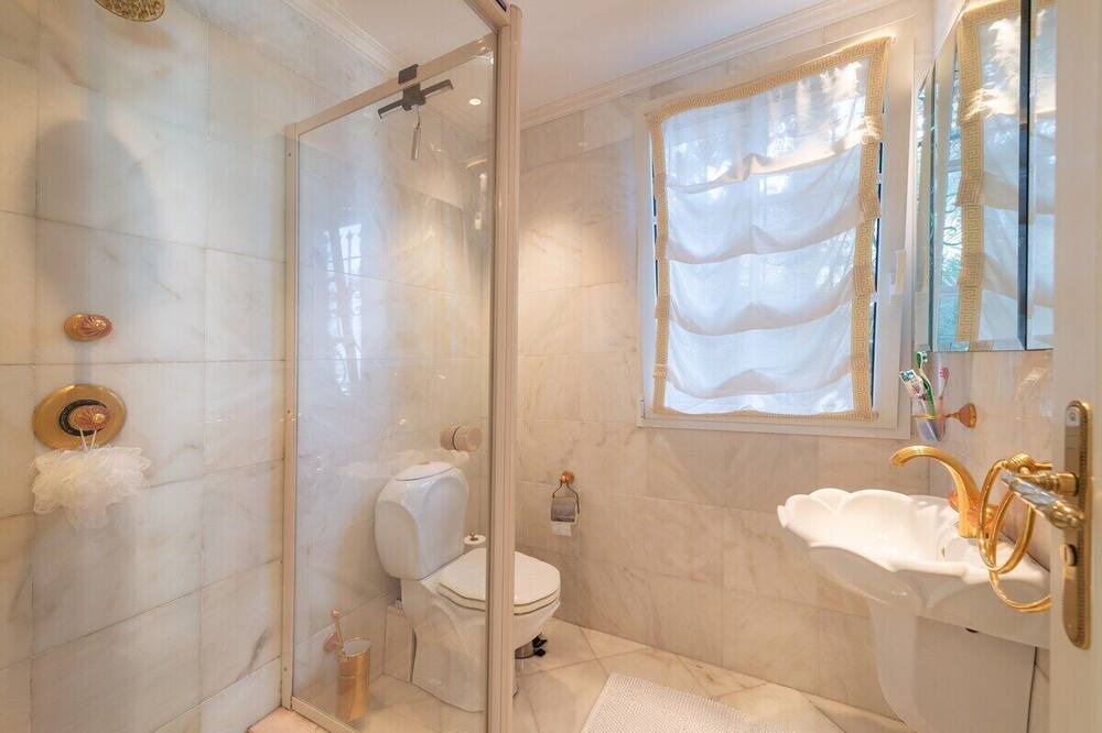 Photo of Bathroom in Cap d'Ail