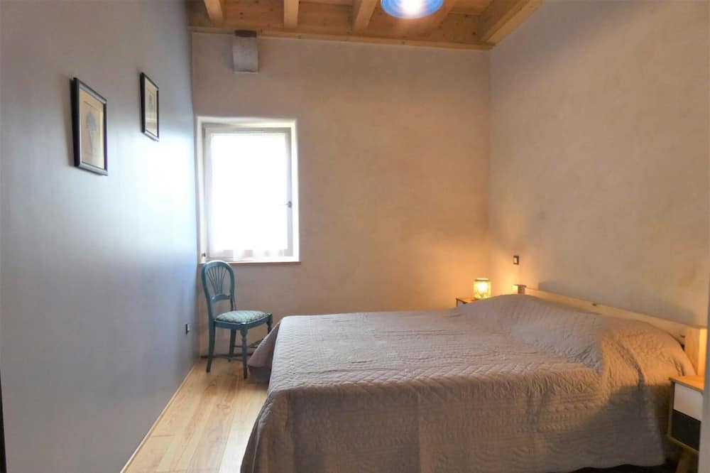 Photo of Bedroom in Pey