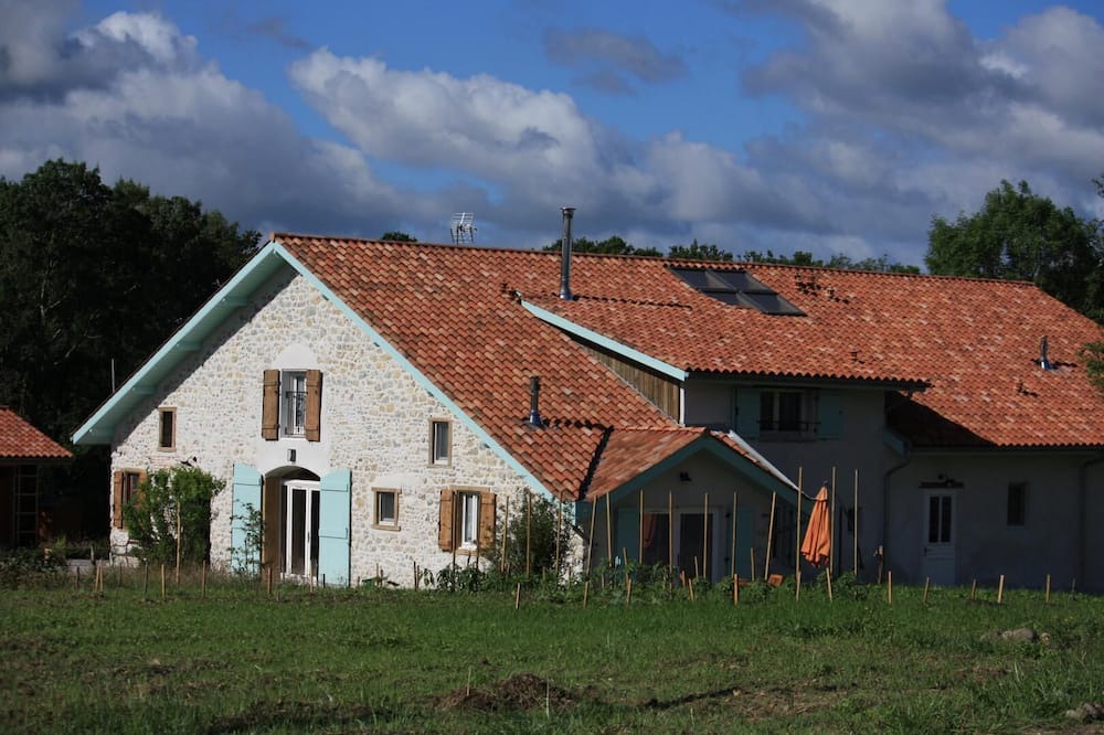 Photo of Outdoor in Pey