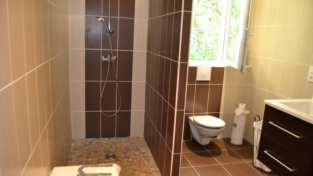 Photo of Bathroom in Saint-Martin-de-Seignanx