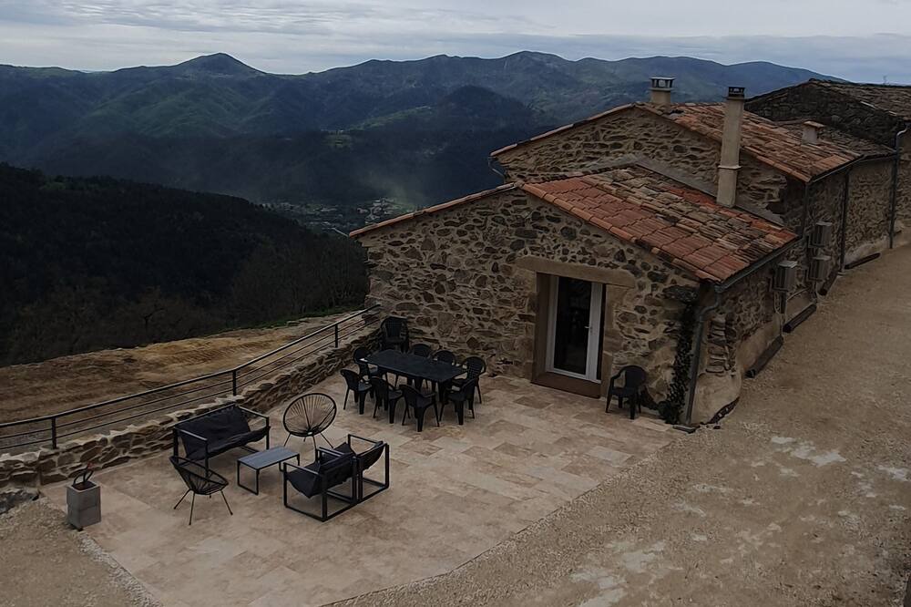 Photo of Outdoor in Saint-Julien-le-Roux