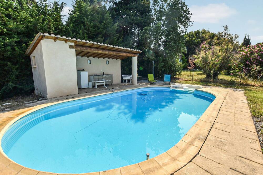 Photo of Outdoor in Taulignan