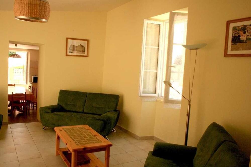 Photo of Livingroom in Civrac-en-Medoc