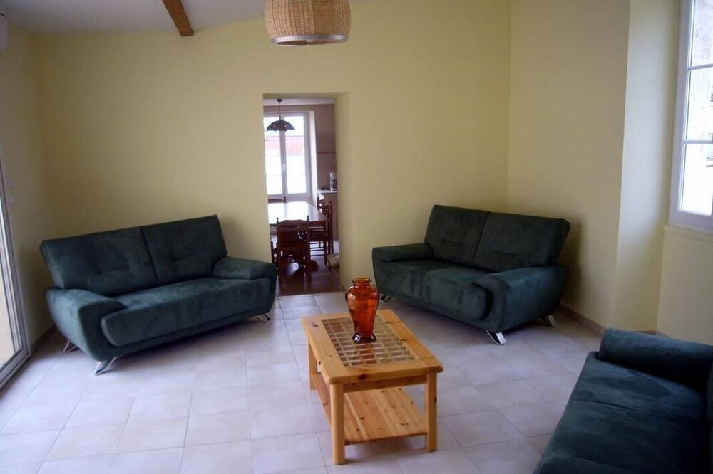 Photo of Livingroom in Civrac-en-Medoc