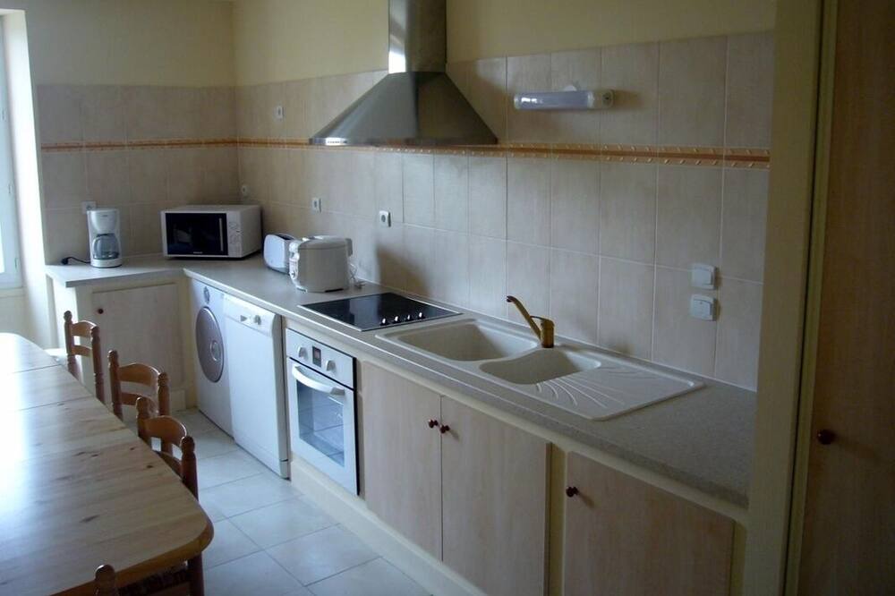 Photo of Kitchen in Civrac-en-Medoc