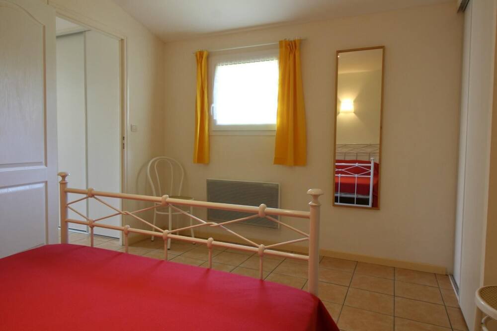 Photo of Bedroom in Bourg-sur-Gironde