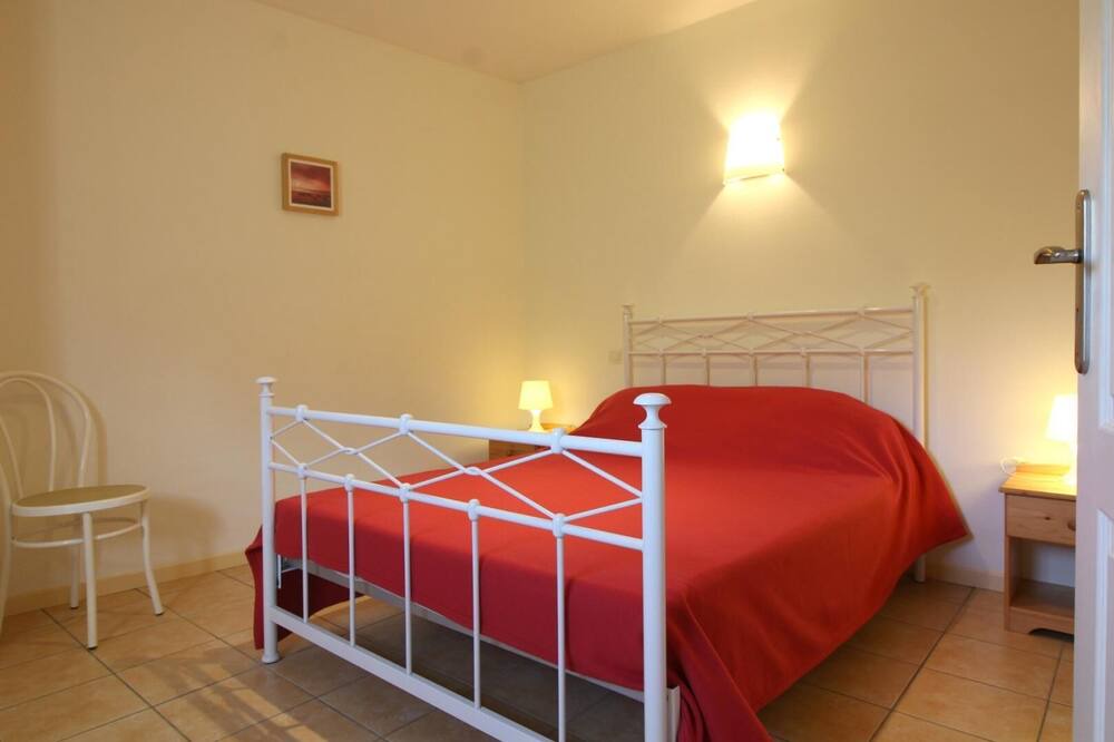 Photo of Bedroom in Bourg-sur-Gironde