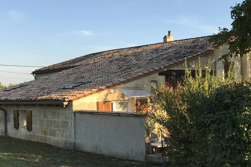 Photo of Outdoor in Bourg-sur-Gironde