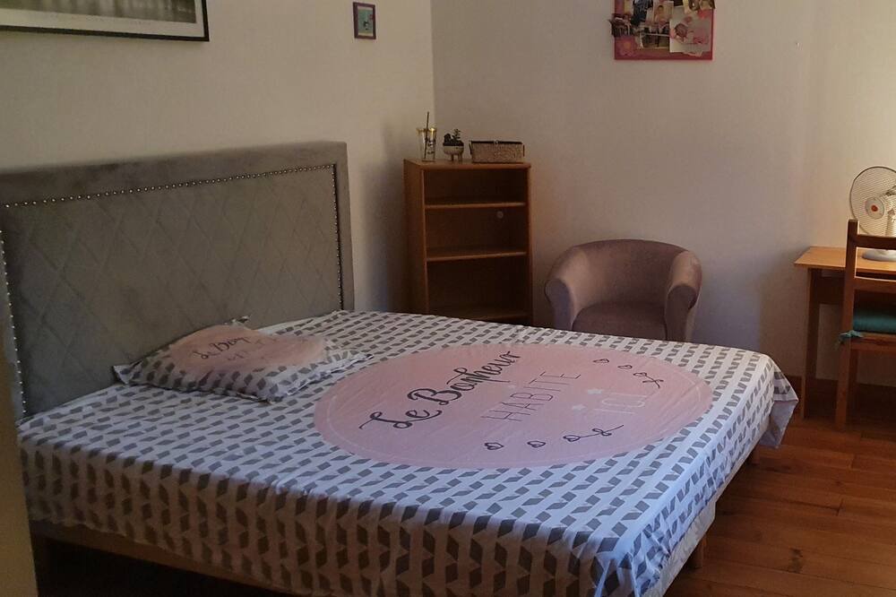 Photo of Bedroom in Mios