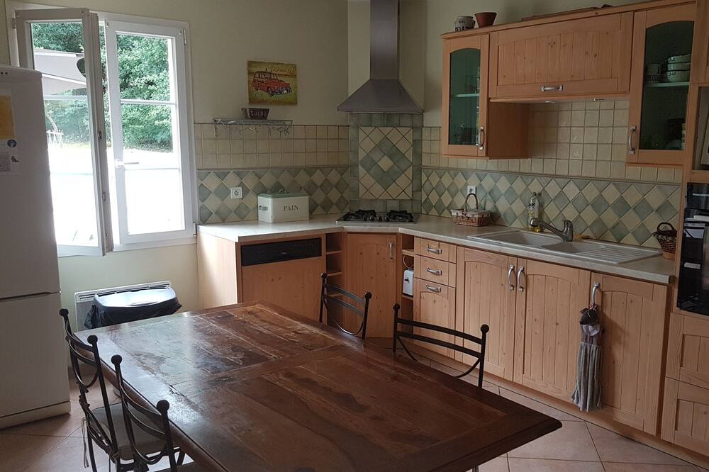Photo of Kitchen in Mios