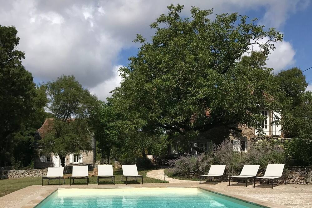 Photo of Outdoor in Brengues