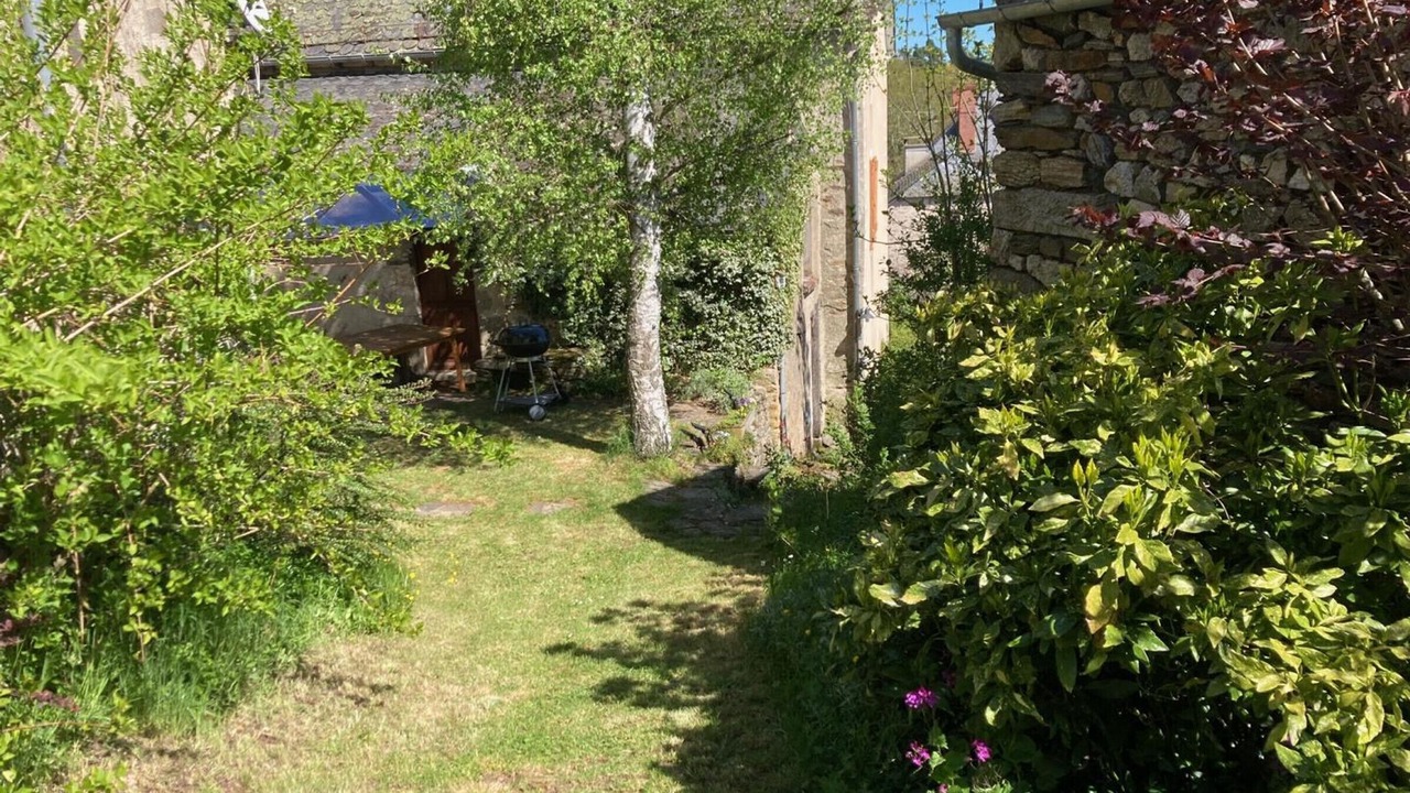 Photo of Outdoor in Chaliers