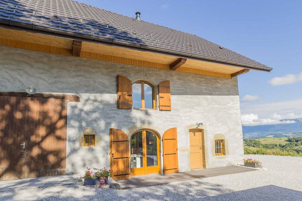 Photo of Outdoor in Cessens