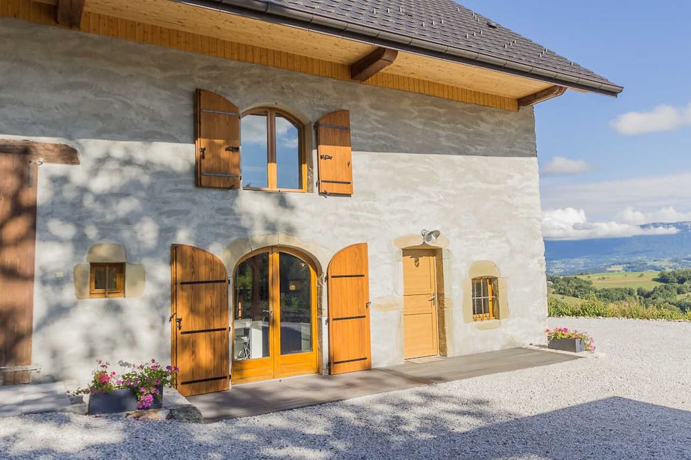 Photo of Outdoor in Cessens