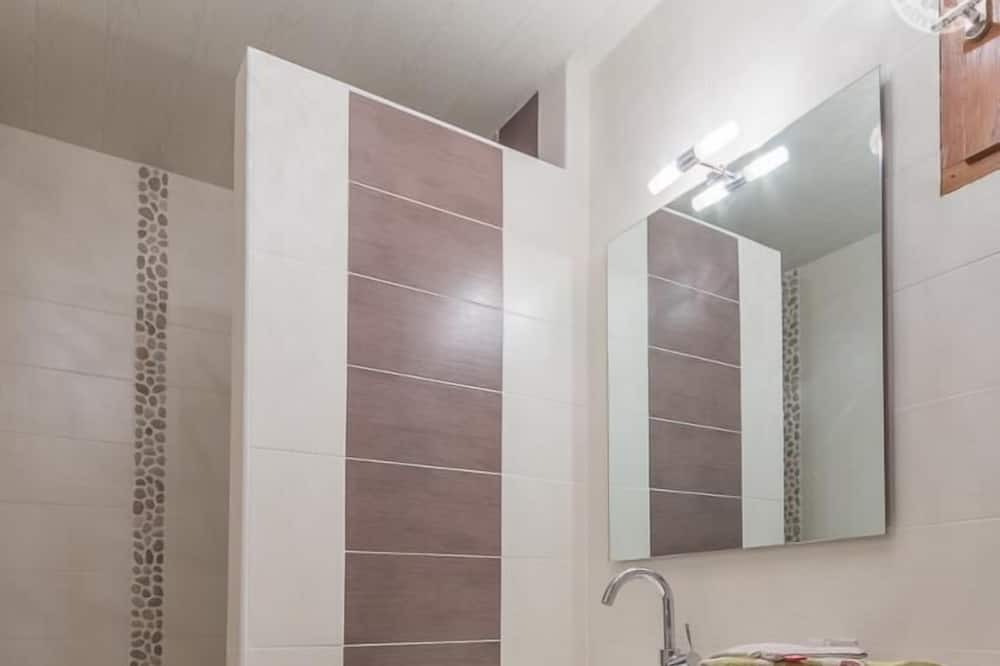 Photo of Bathroom in Cessens