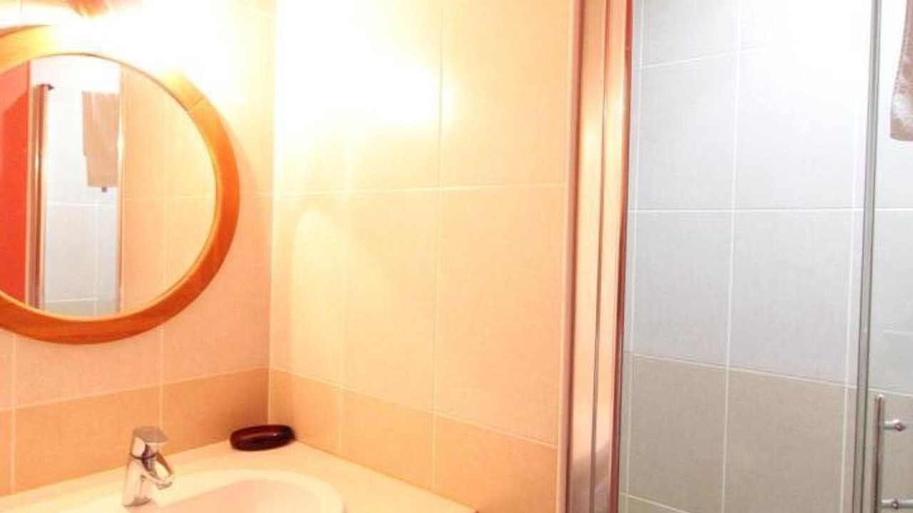 Photo of Bathroom in Narnhac