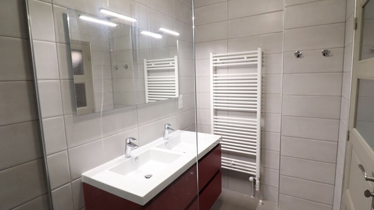 Photo of Bathroom in Jou-sous-Monjou