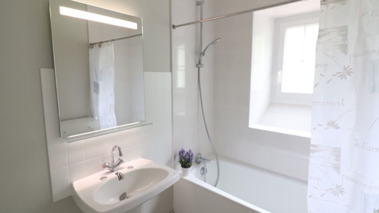 Photo of Bathroom in Saint-Gerons