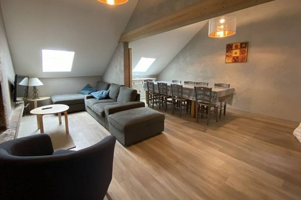 Photo of Livingroom in Albepierre-Bredons