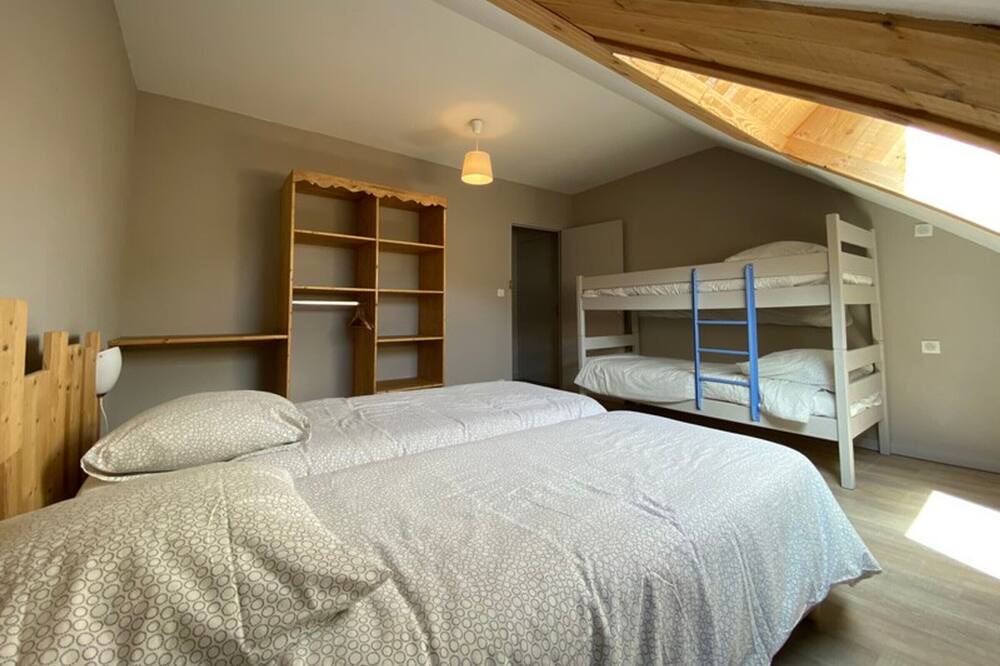 Photo of Bedroom in Albepierre-Bredons