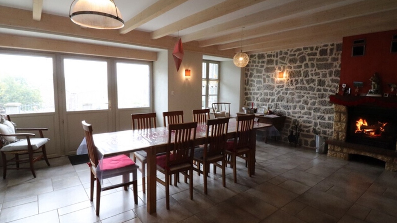 Photo of Others in Cezens
