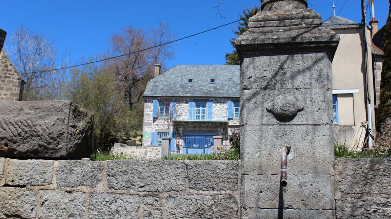 Photo of Others in Cezens