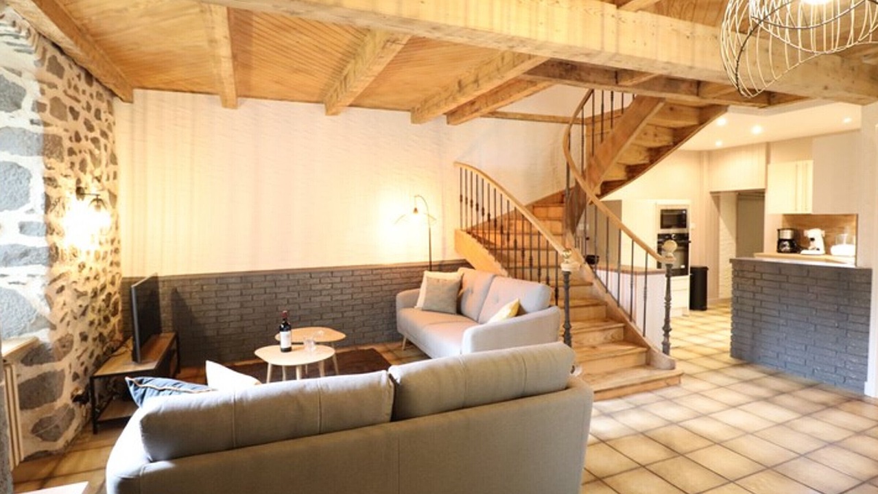 Photo of Livingroom in Valuejols