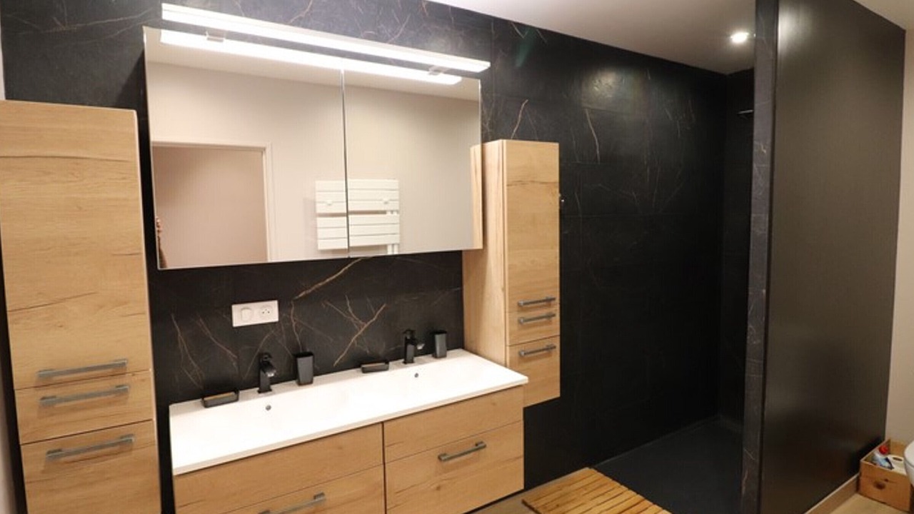 Photo of Bathroom in Valuejols