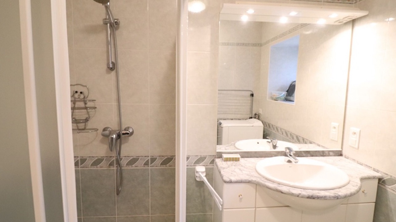 Photo of Bathroom in Jou-sous-Monjou