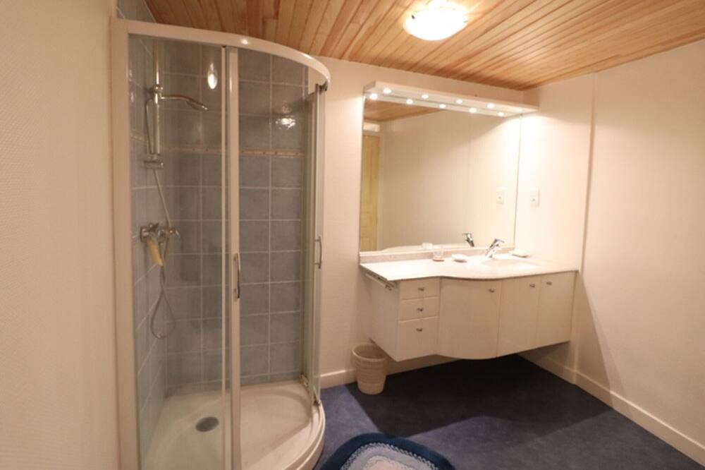 Photo of Bathroom in Ruynes-en-Margeride