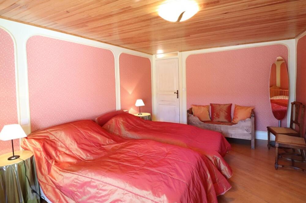 Photo of Bedroom in Ruynes-en-Margeride