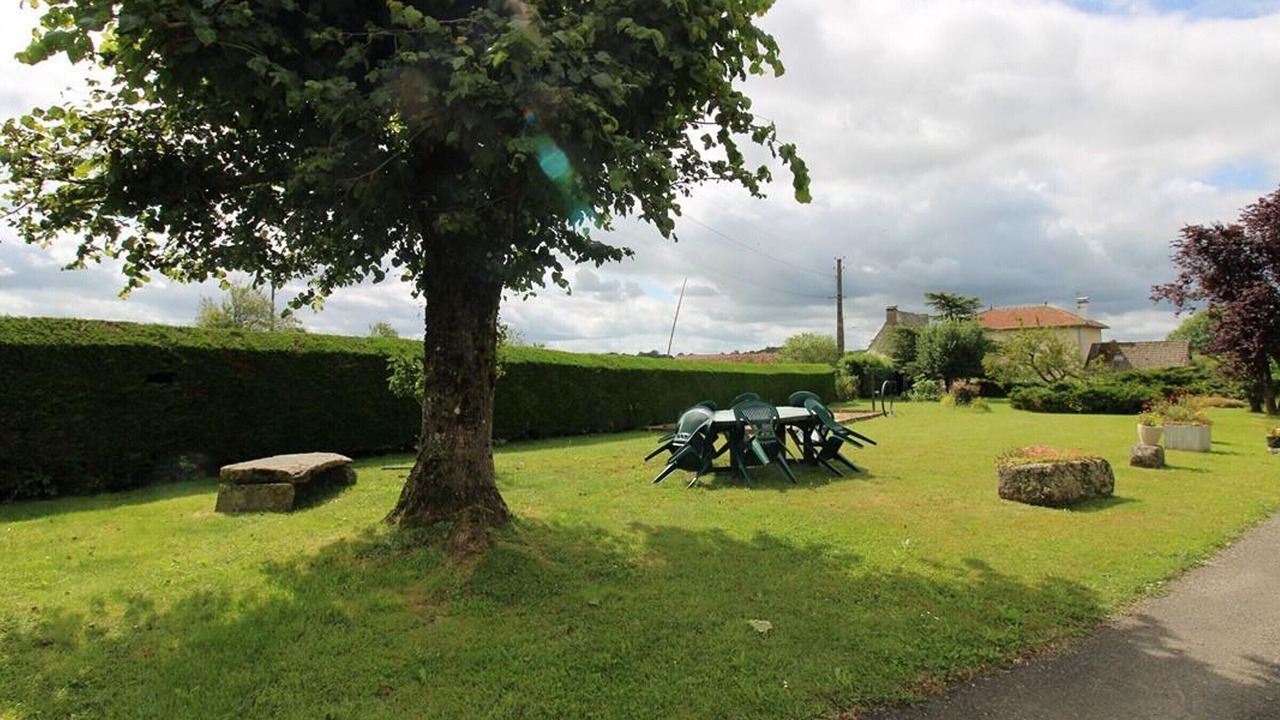 Photo of Outdoor in Roannes-Saint-Mary