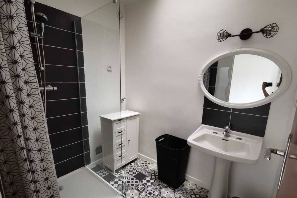 Photo of Bathroom in Ille-sur-Tet