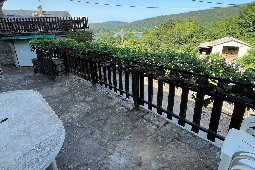 Photo of Outdoor in Nages