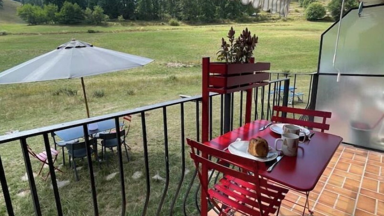 Photo of Outdoor in Peone