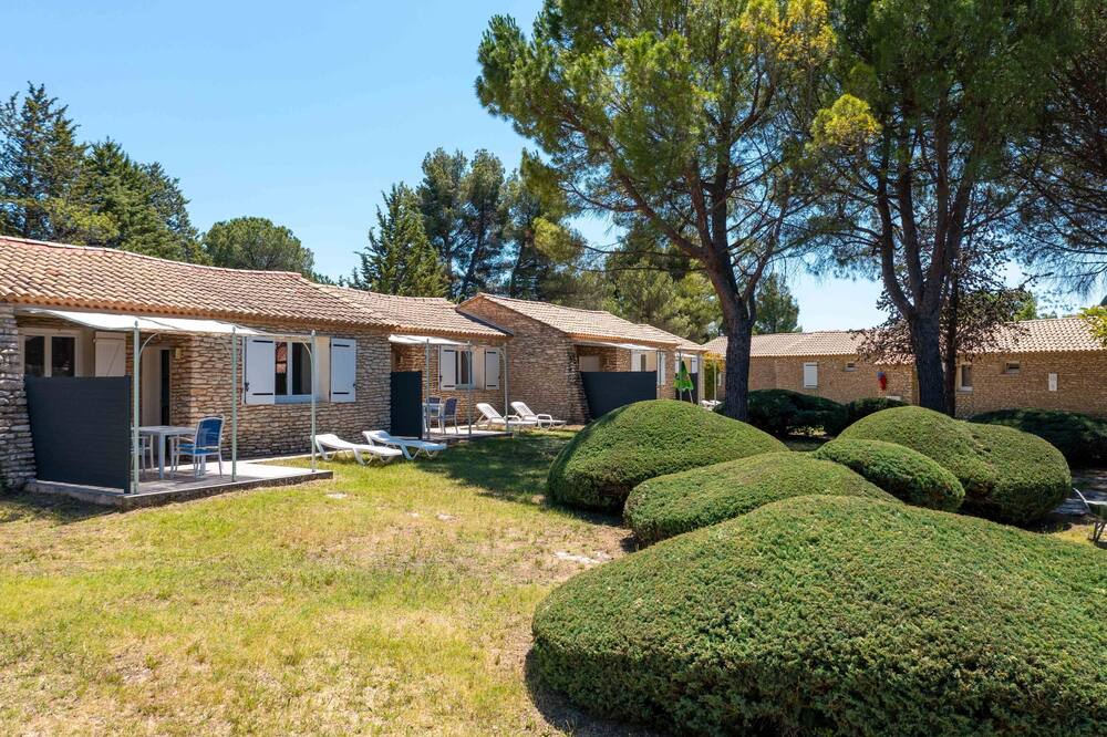 Photo of Outdoor in La Roque-sur-Pernes