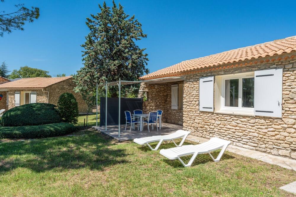 Photo of Outdoor in La Roque-sur-Pernes