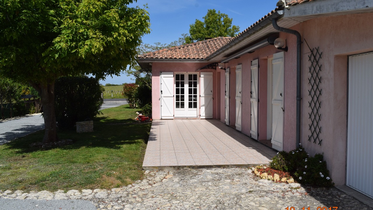 Photo of Outdoor in Civrac-en-Medoc