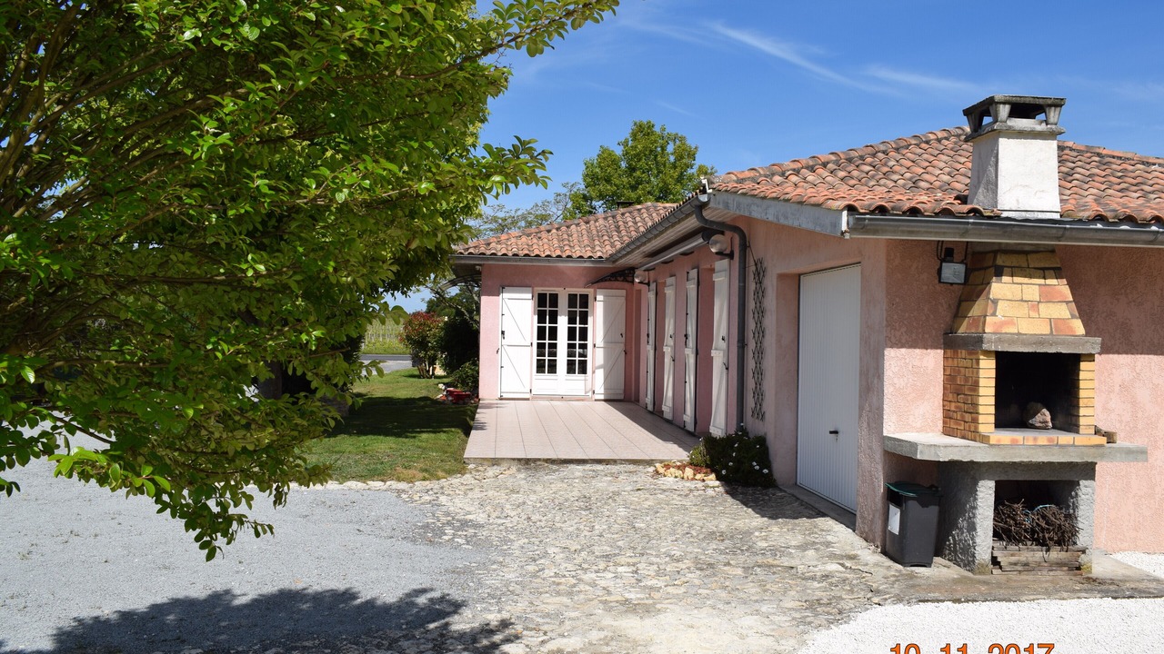 Photo of Outdoor in Civrac-en-Medoc