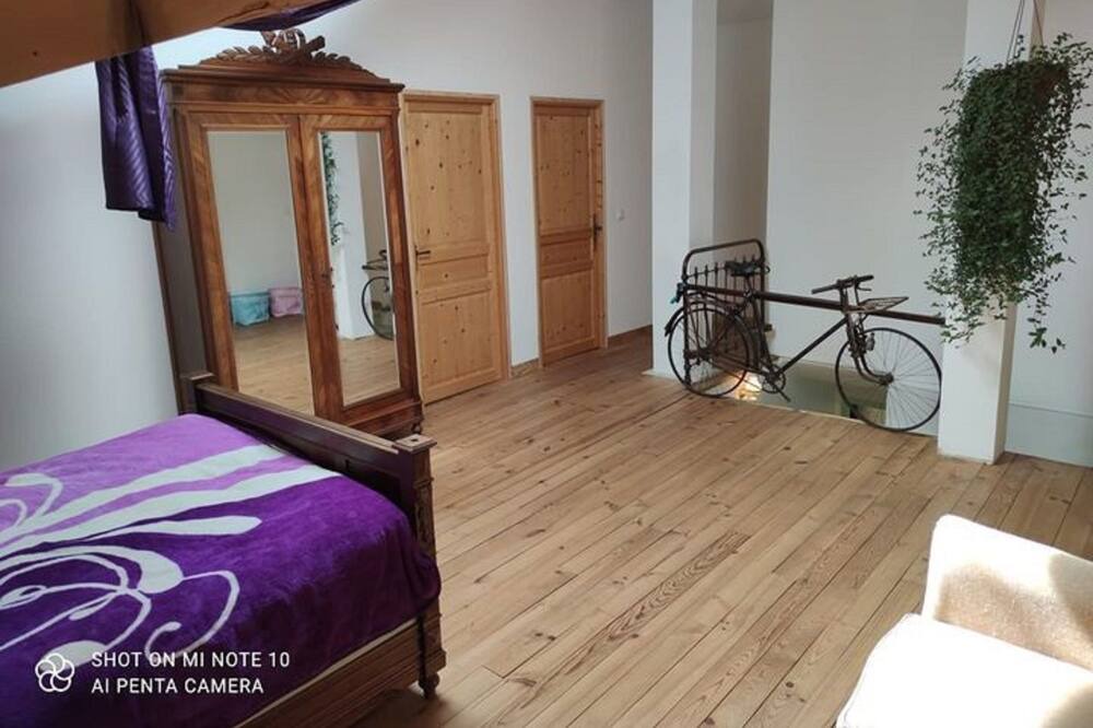 Photo of Bedroom in Rigarda