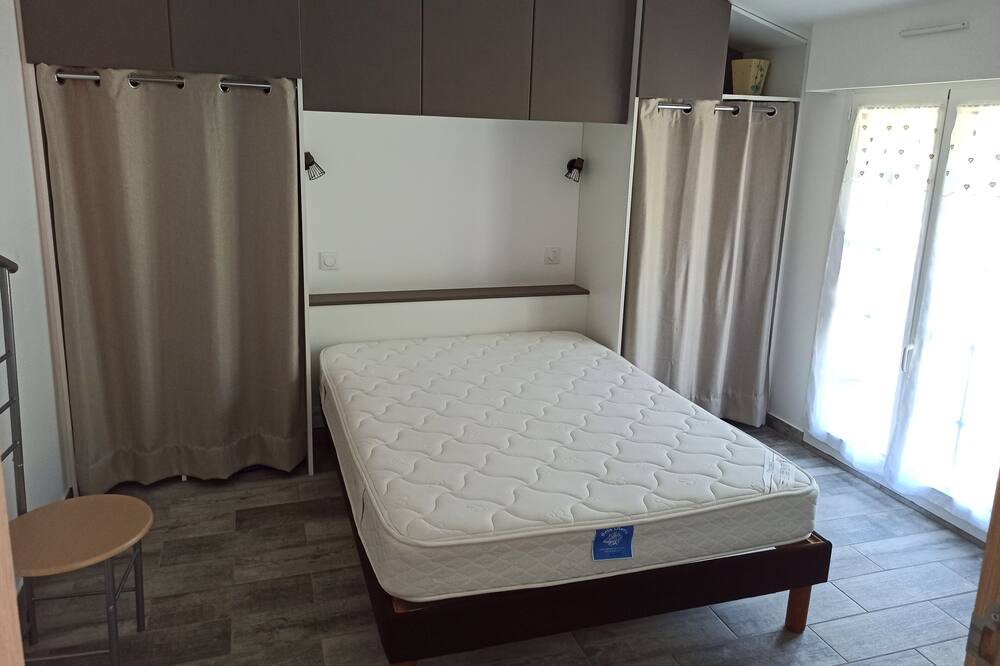 Photo of Bedroom in Saint-Martin-de-Seignanx