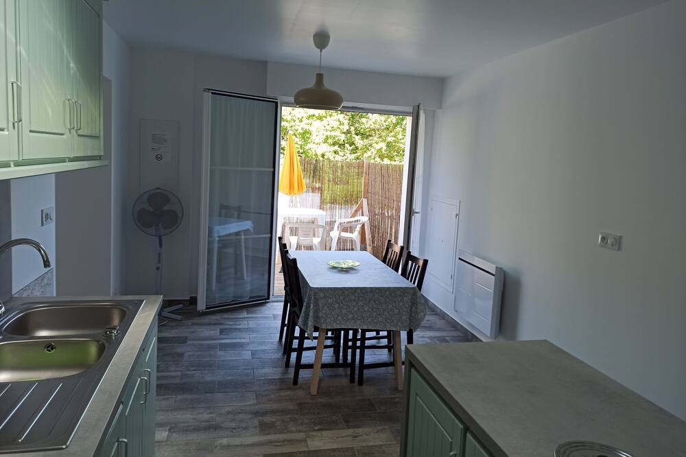 Photo of Kitchen in Saint-Martin-de-Seignanx