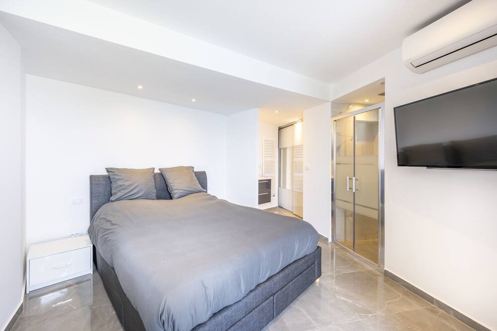 Photo of Bedroom in Cap d'Ail